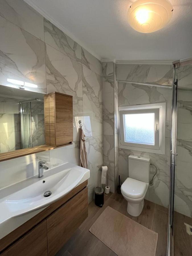 Blue Fish Luxury Villa 니키티 외부 사진